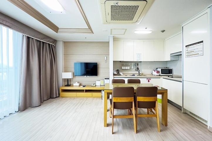 Mohang Haenaru Family Hotel Buan Quarto foto